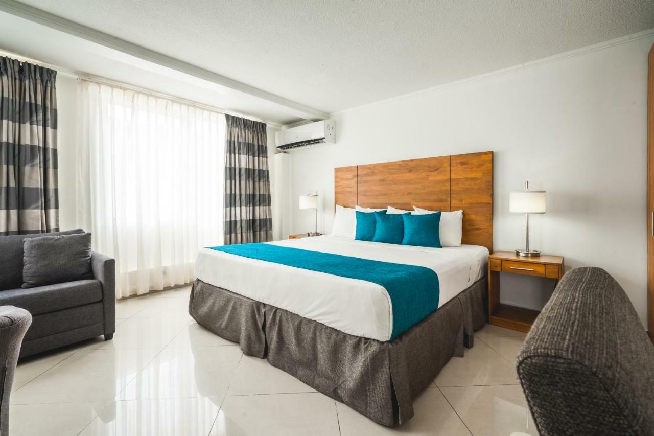 City Suites & Beach Hotel Виллемстад Экстерьер фото