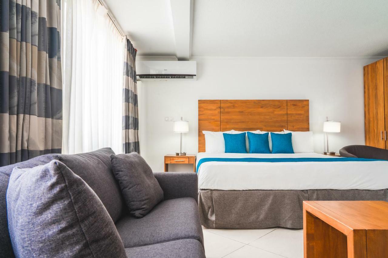 City Suites & Beach Hotel Виллемстад Экстерьер фото